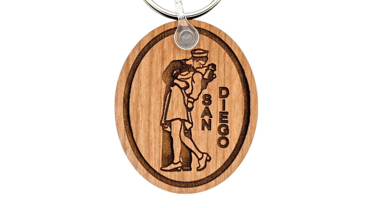 San Diego Sailor and Nurse Kissing California Keychain Wood Keyring Souvenir Key Ring Key Chain - KC15751